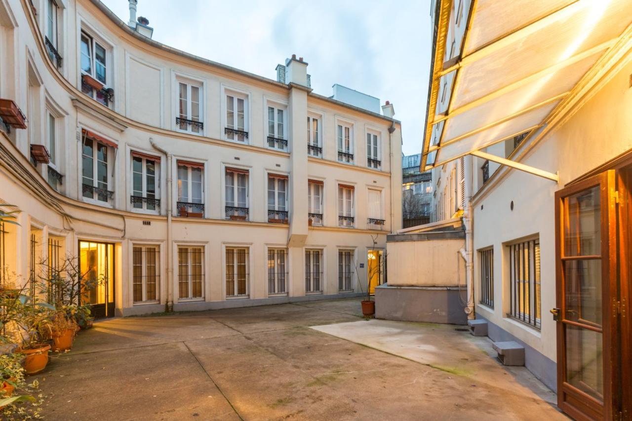 Triplex In Boulevard De Magenta By Guestready Apartment Paris Luaran gambar