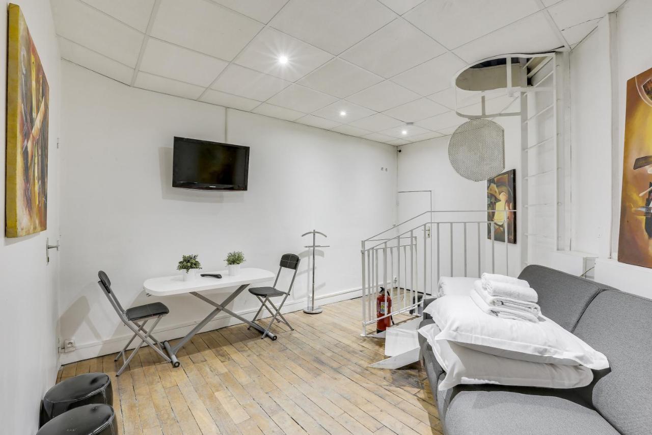Triplex In Boulevard De Magenta By Guestready Apartment Paris Luaran gambar